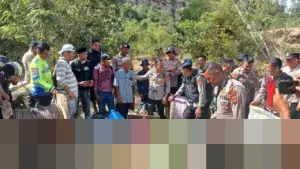 Polres Aceh Tengah Salurkan Bantuan Logistik ke Desa Terisolir di Linge Pasca-Banjir dan Longsor