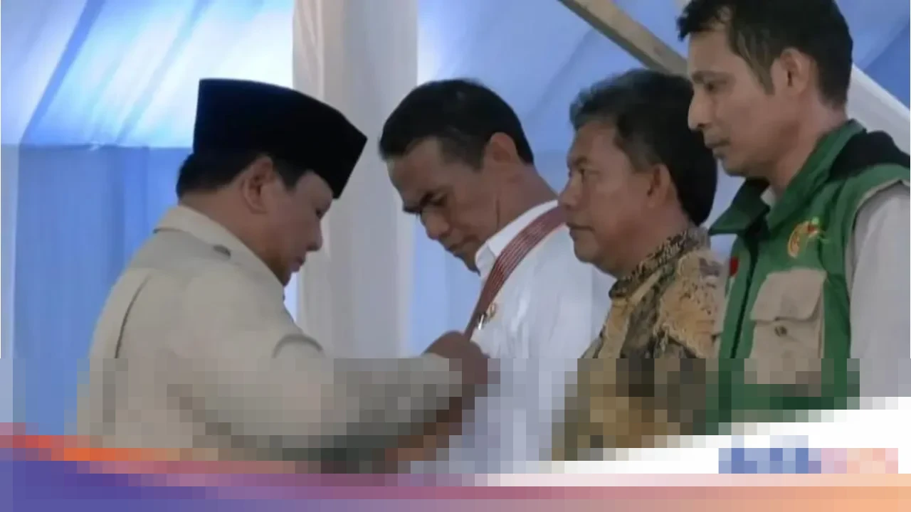 Prabowo Anugerahkan Bintang Jasa dan Satyalancana Wira Karya kepada Mentan, Petani, hingga Kapolres