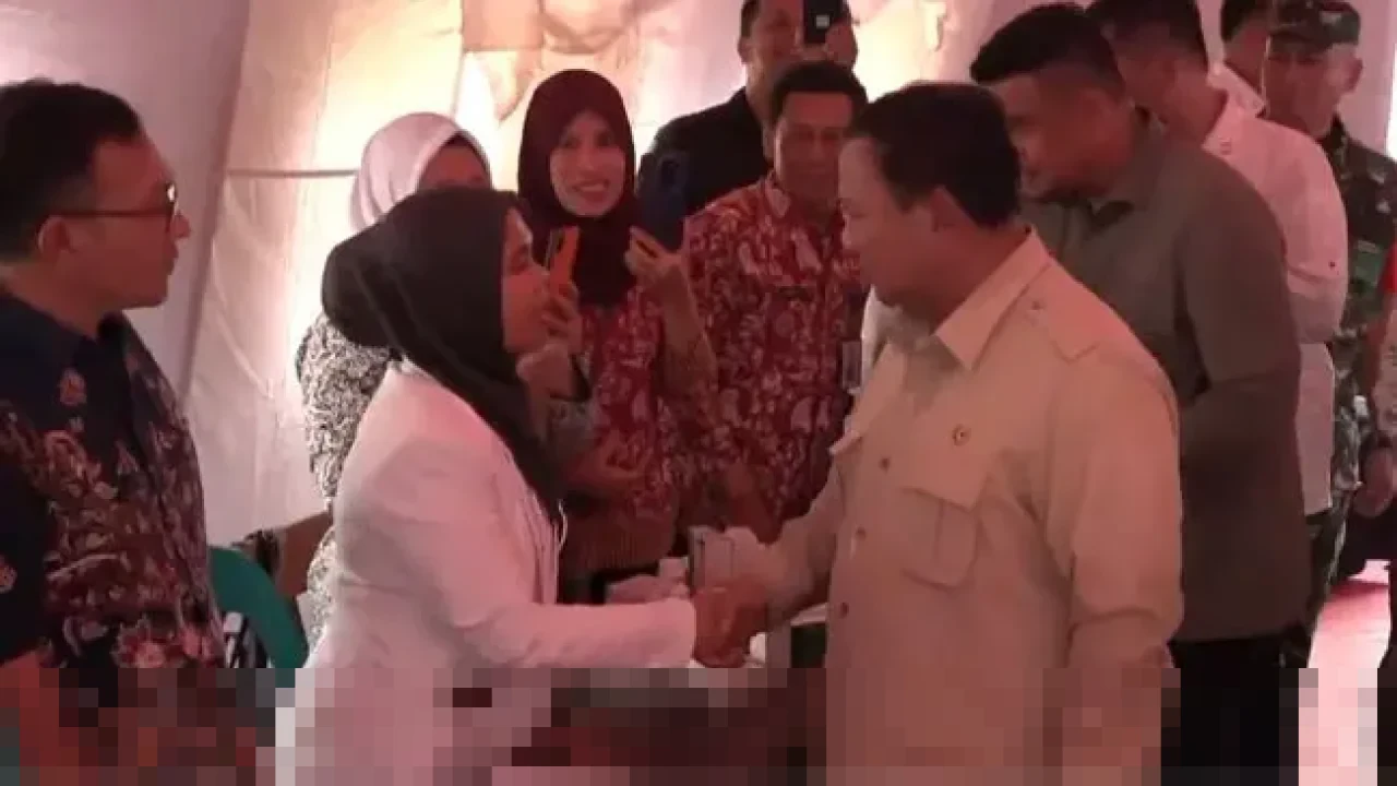 Prabowo Bentuk Satgas Percepatan Rehabilitasi Bencana Sumatra, Anggaran Rp60 Triliun Disiapkan Prabowo Bentuk Satgas Percepatan Rehabilitasi Bencana Sumatra, Anggaran Rp60 Triliun Disiapkan