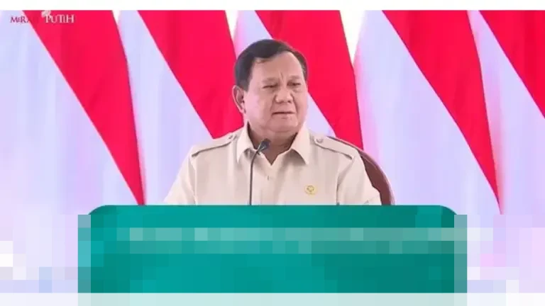 Prabowo: “Saya Minta Maaf Belum Bisa Kunjungi Semua Titik Bencana”