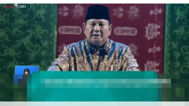 Prabowo Soroti Perdamaian Indonesia di Tengah Gejolak Global: “Harusnya Bersyukur” Prabowo Soroti Perdamaian Indonesia di Tengah Gejolak Global: “Harusnya Bersyukur”