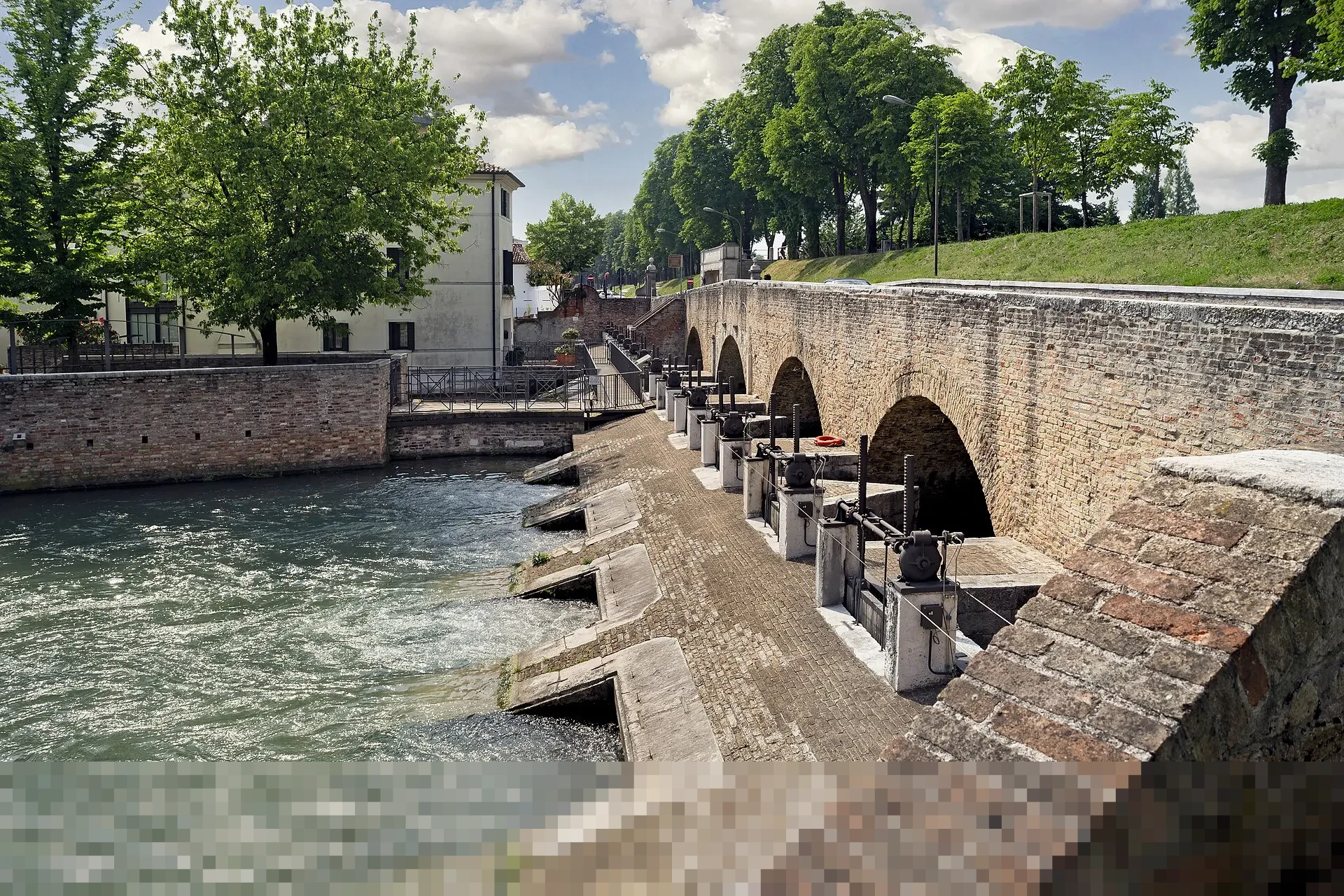 Pria Depok Tewas Ditusuk Saat Terlelap, Polisi Cepat Tangkap Pelaku Berinisial S alias M Pria Depok Tewas Ditusuk Saat Terlelap, Polisi Cepat Tangkap Pelaku Berinisial S alias M