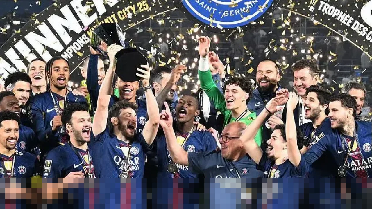 PSG Raih Piala Super Prancis, Luis Enrique Sanjung Mentalitas Tim Usai Kalahkan Marseille Lewat Adu Penalti PSG Raih Piala Super Prancis, Luis Enrique Sanjung Mentalitas Tim Usai Kalahkan Marseille Lewat Adu Penalti