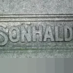 Pujian Kebahagiaan Indonesia: Hinaan Terselubung di Balik Ketabahan Rakyat