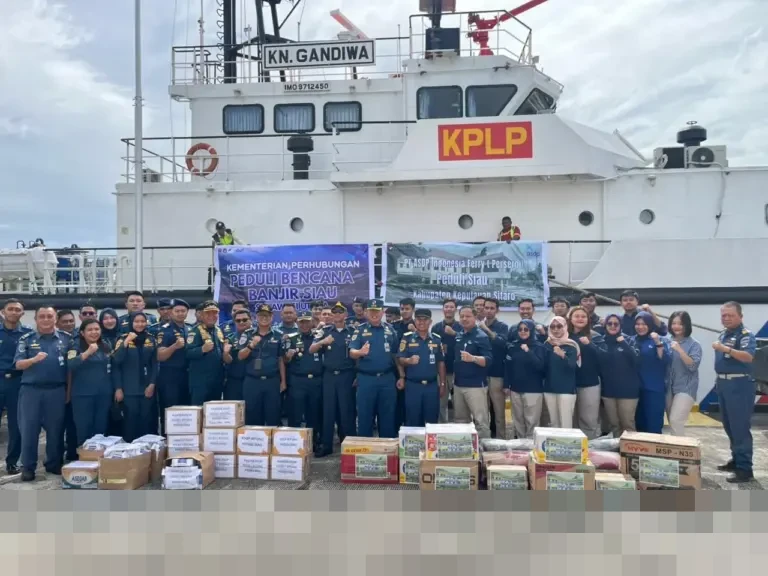 Pulau Siau Diterjang Banjir Bandang, ASDP Hadir Bawa Harapan dan Bantuan Kemanusiaan Pulau Siau Diterjang Banjir Bandang, ASDP Hadir Bawa Harapan dan Bantuan Kemanusiaan