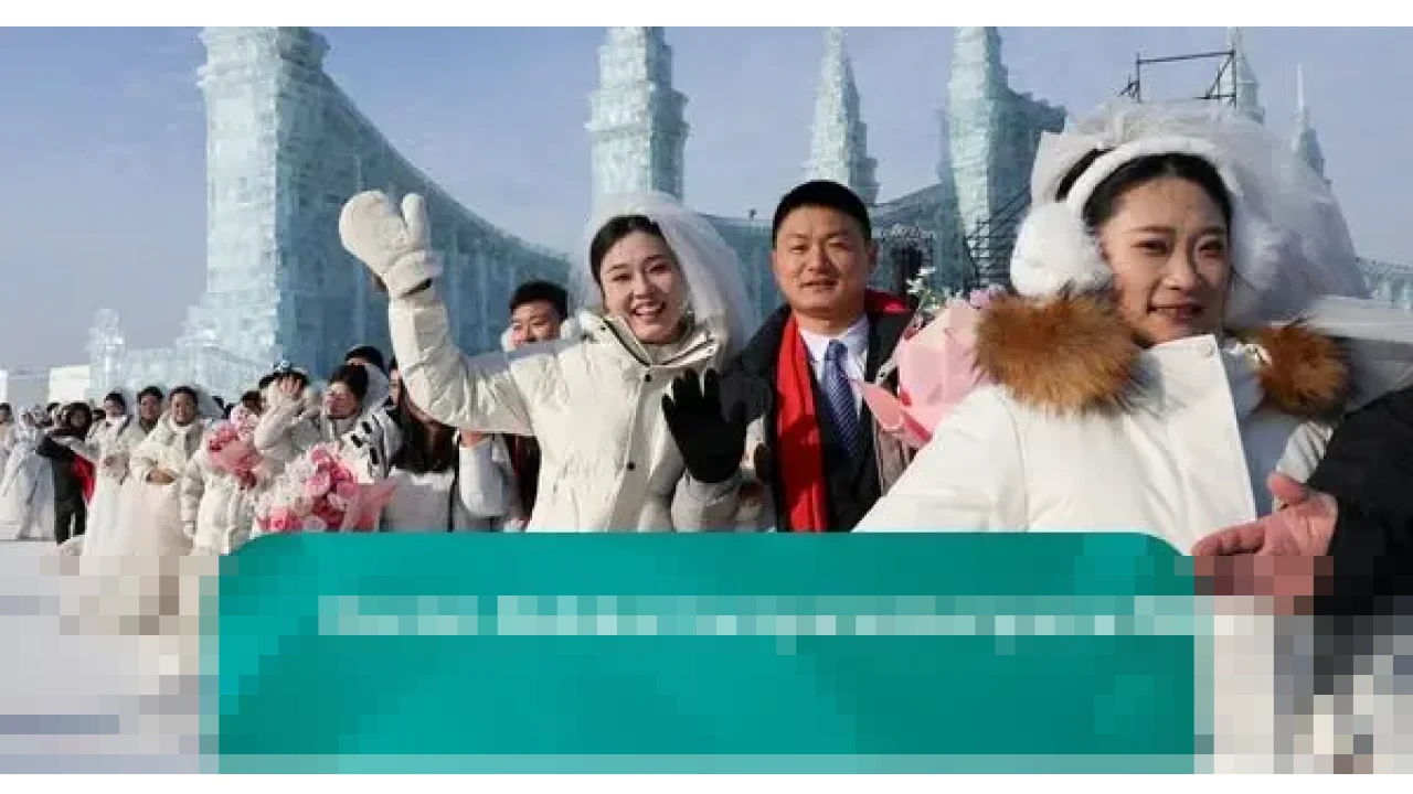Puluhan Pasangan Nikah Massal di Harbin, Rayakan Cinta di Suhu Minus 15 Derajat Celsius