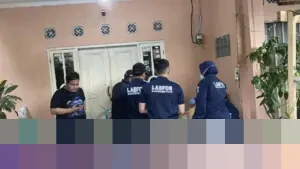 Puslabfor Amankan Sampel Cairan di TKP Sekeluarga Tewas di Jakut, Korban Ditemukan Berbusa