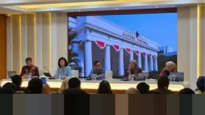 Ratusan Turis, Termasuk 3 WNI, Terjebak di Pulau Socotra Yaman Akibat Konflik Bersenjata