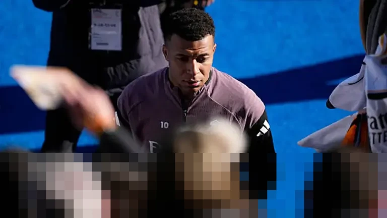 Real Madrid Dihantam Kabar Buruk: Kylian Mbappe Cedera Lutut, Absen di Laga Krusial Awal Tahun