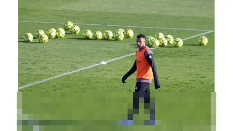 Real Madrid Konfirmasi Kylian Mbappe Alami Cedera Lutut Kiri, Diragukan Tampil di Piala Super Spanyol Real Madrid Konfirmasi Kylian Mbappe Alami Cedera Lutut Kiri, Diragukan Tampil di Piala Super Spanyol