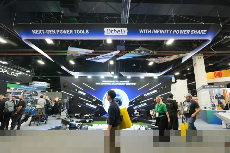 Revolusi Perawatan Taman: Litheli Pamerkan Robot Pemotong Rumput AI Vision Tanpa Kabel di CES 2026
