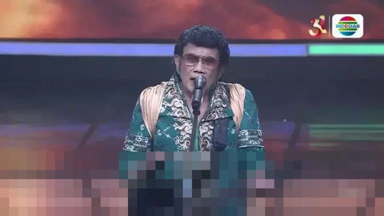 Rhoma Irama Serukan Doa dan Solidaritas untuk Korban Bencana di Konser Tahun Baru Indosiar