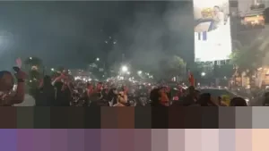 Ribuan Warga Padati Tugu Kujang Bogor Rayakan Malam Tahun Baru 2026, Lalu Lintas Macet