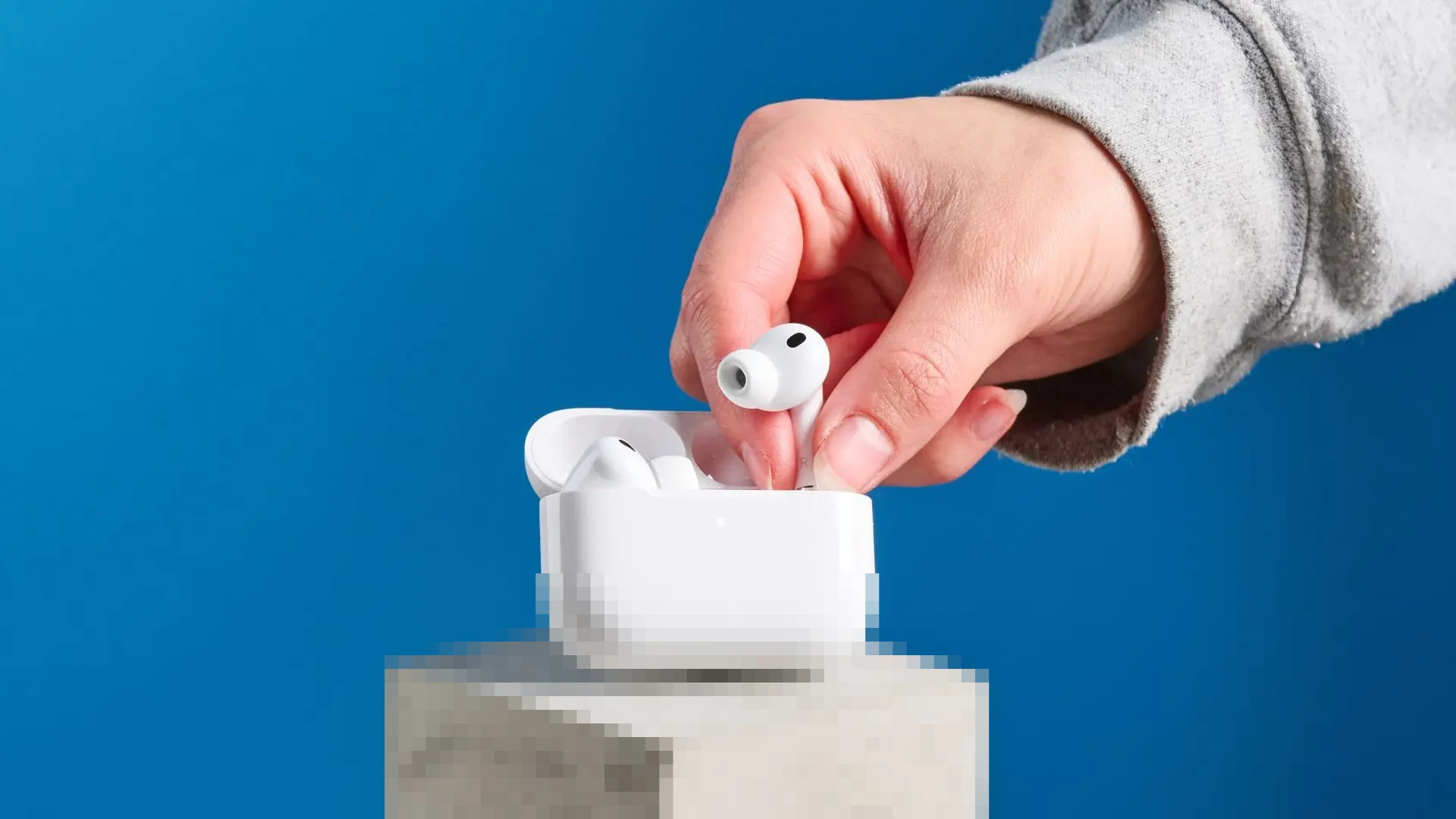 Rumor AirPods Pro 3 dengan Kamera Mencuat: Apple Berencana Gantikan Kacamata Pintar?
