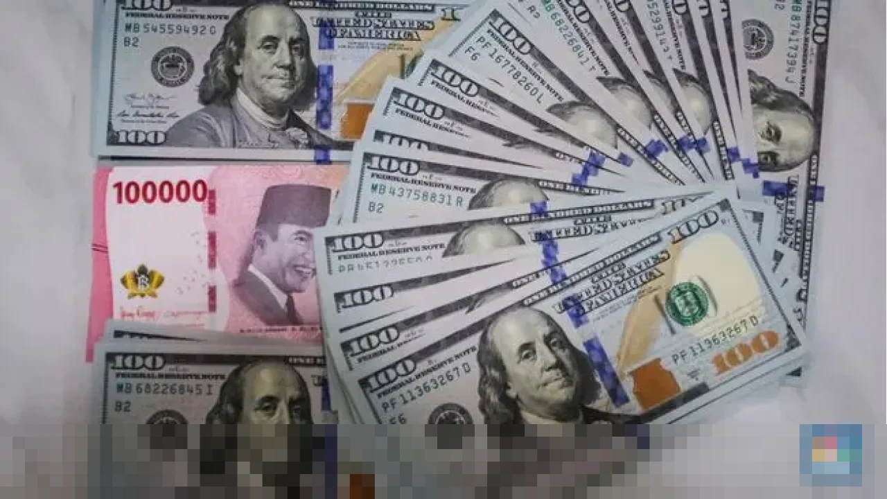 Rupiah Terdepresiasi 0,15% di Awal Perdagangan Jumat, Dolar AS Sentuh Rp16.810 di Tengah Sentimen Global