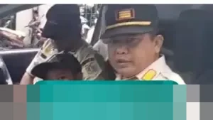 Satpol PP Amankan Anak 6 Tahun yang Ditinggal Ayah di Pasar Kebayoran Lama, Mengaku dari Cianjur