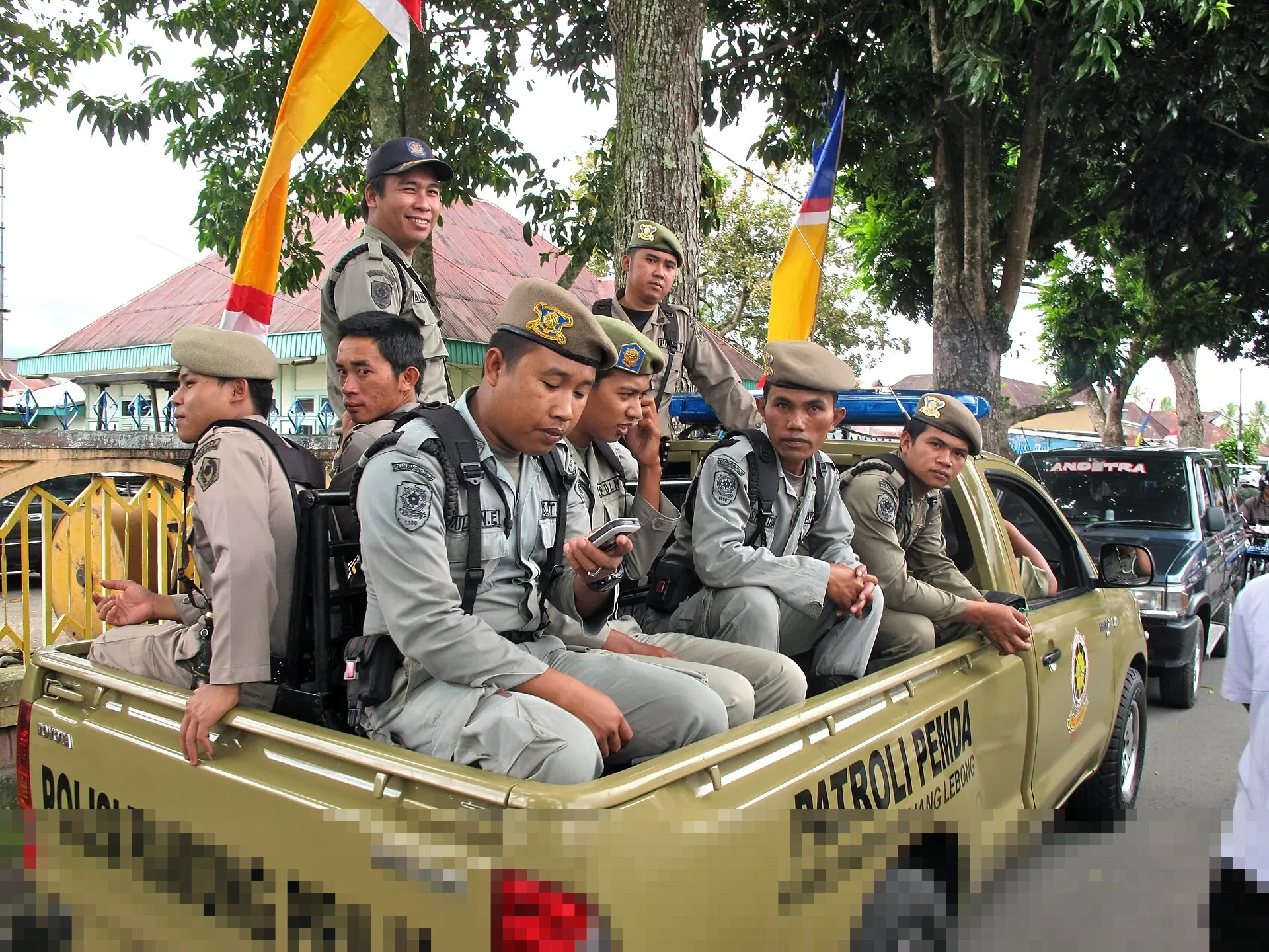 Satpol PP Tegaskan Warkop Sawargi di Bundaran HI Dilarang Gunakan Trotoar Meski Berizin Resmi