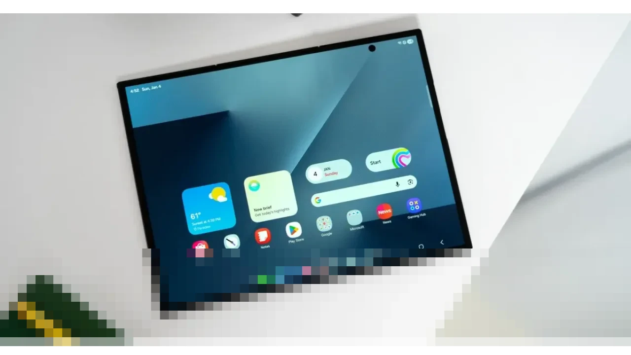 Sensasi Melipat Ganda: Samsung Z TriFold, Sebuah Tablet yang Selalu Bersama Ponsel Anda