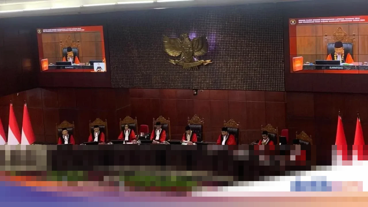 Suhartoyo Tegaskan Absennya Anwar Usman di Sidang Pleno MK karena Umrah, Pastikan Tak Ada Persoalan Lain