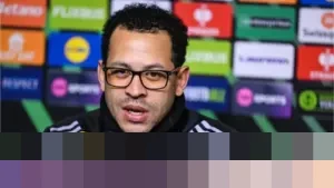 Suporter Strasbourg Kecam Keras Kepindahan Liam Rosenior ke Chelsea: ‘Langkah Memalukan!’