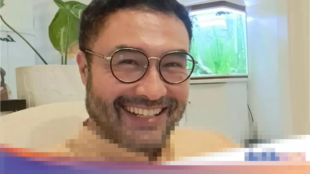 Surya Saputra Ungkap Kunci Harmonisasi Rumah Tangga 17 Tahun dengan Cynthia Lamusu: Tenang Dulu Baru Bahas Masalah