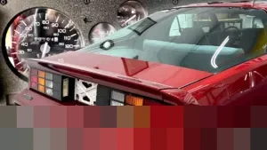 Teronggok 37 Tahun di Garasi dengan Hanya 104 Mil, Camaro IROC-Z Ini Dijual Seharga Supercar