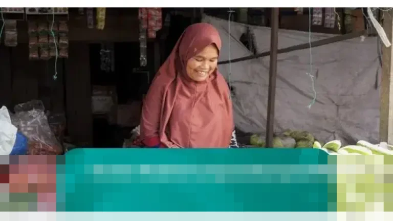 Tika, Pedagang Lampahan: “Pisang Ratusan Sisir Habis Sehari”, Dapur MBG Hidupkan Ekonomi Bener Meriah
