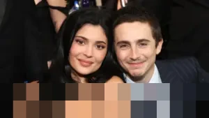 Timothee Chalamet Ungkapkan Rasa Cinta Mendalamnya untuk Kylie Jenner dalam Pidato Kemenangan Critics Choice Awards 2026