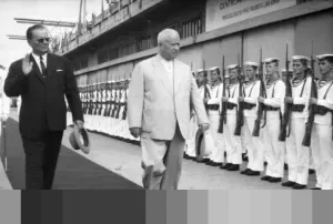 Tito Karnavian: Lumpur Bekas Banjir Sumatera Diusulkan Jadi Tanggul Penguat Sungai