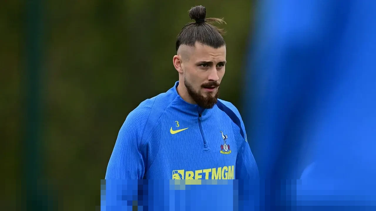 Tottenham Patok Harga 15 Juta Euro untuk Radu Dragusin, Roma dan Fiorentina Bersaing Ketat