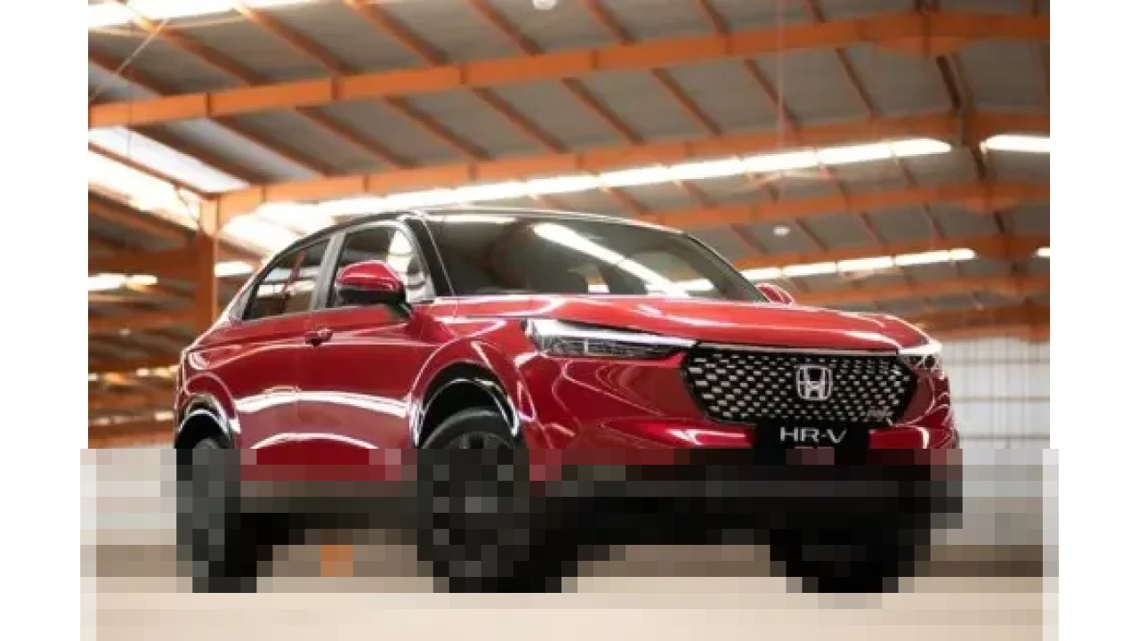 Transisi Elektrifikasi: Empat Model Mobil Bensin Murni Resmi Diskontinu di Indonesia 2025