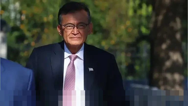 Trump: “Kesepakatan LUAR BIASA” dengan CEO Intel Lip-Bu Tan, Dorong Manufaktur Chip AS Trump: “Kesepakatan LUAR BIASA” dengan CEO Intel Lip-Bu Tan, Dorong Manufaktur Chip AS