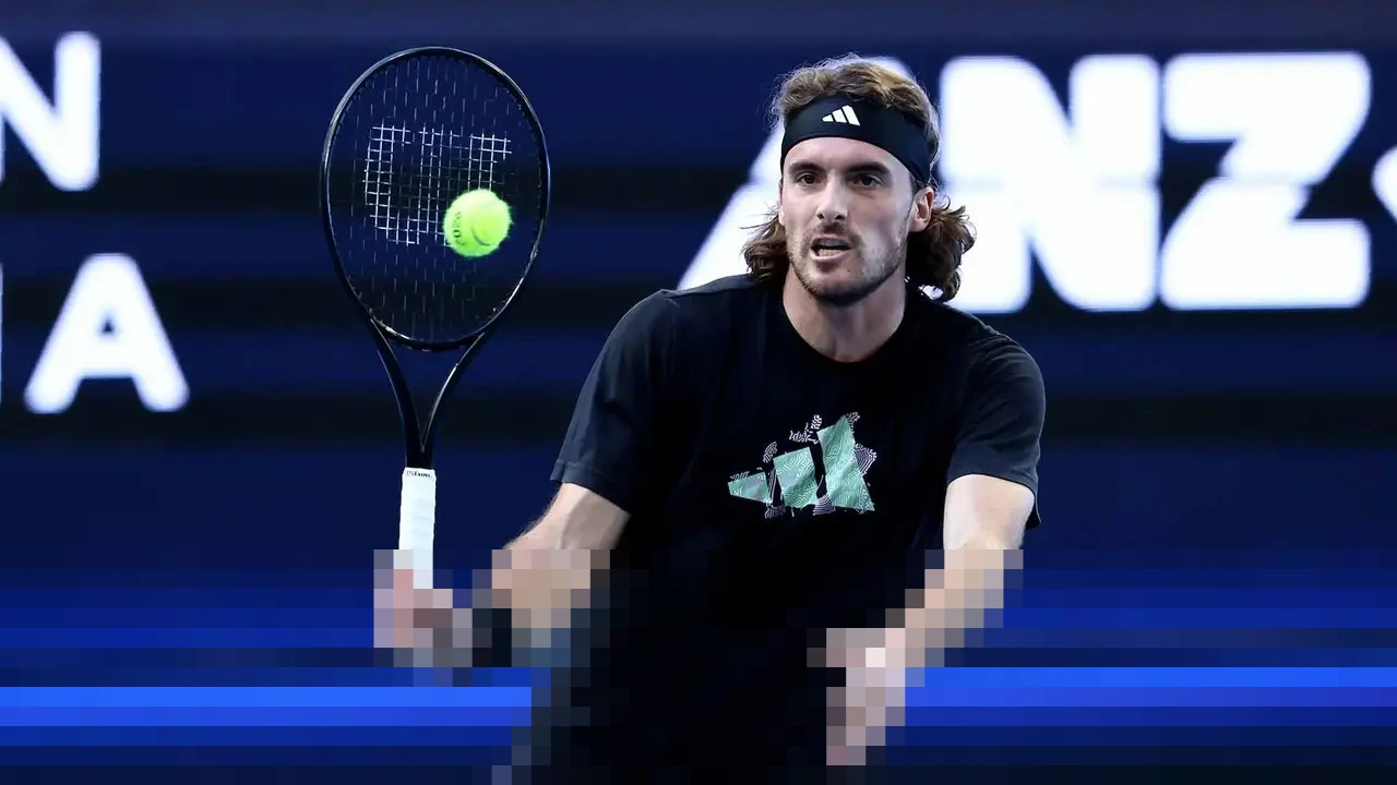 Tsitsipas: “Saya Benar-benar Ketakutan, Pertimbangkan Masa Depan Karier Tenis”