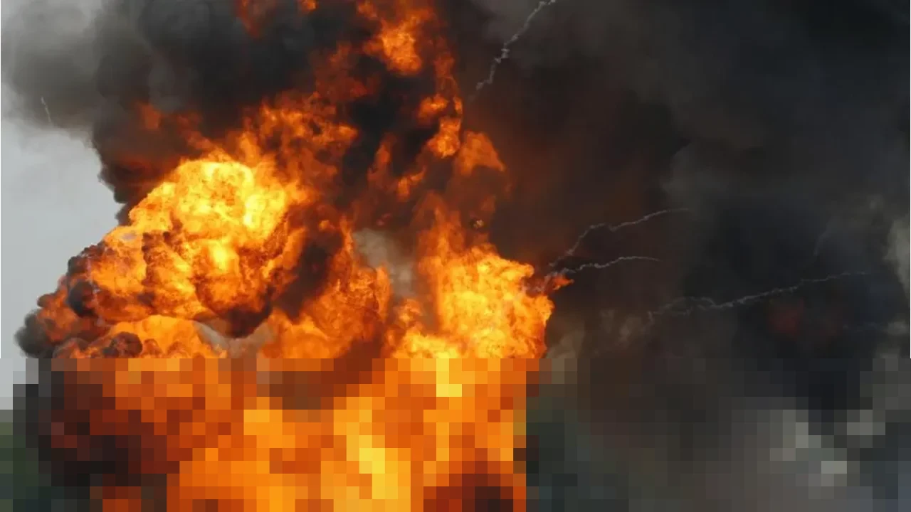 Tujuh Ledakan Hebat Guncang Caracas, Pangkalan Militer Strategis Venezuela Terkena Dampak Tujuh Ledakan Hebat Guncang Caracas, Pangkalan Militer Strategis Venezuela Terkena Dampak