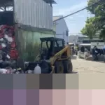 Tumpukan Sampah Meluber Tutupi Jalan di Depok, DLHK Ungkap Kendala TPA Cipayung dan Armada Pengangkut