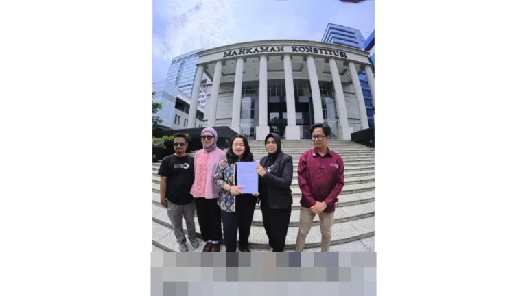 Uji Materiil Larangan Merokok Saat Berkendara: Menilik Aturan di Berbagai Negara