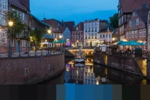 Van Dijk: “Semua Penggawa Liverpool Marah atas Dorongan Martinelli ke Bradley”