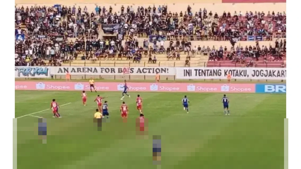 Van Gastel: “Kita Pantas Menang,” PSIM Kalahkan Semen Padang Lewat Penalti Ze Valente Van Gastel: “Kita Pantas Menang,” PSIM Kalahkan Semen Padang Lewat Penalti Ze Valente
