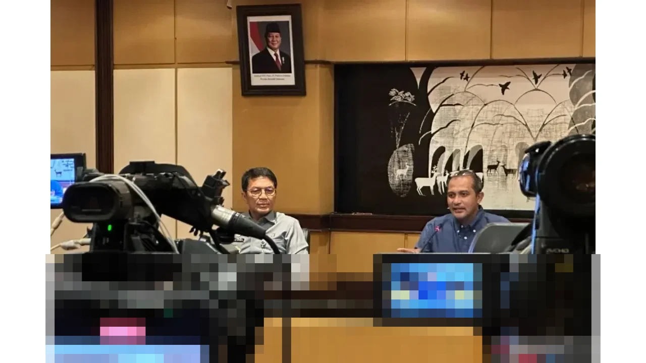 Wamenkum Edward Hiariej: “Tersangka Keburu Kabur” Jadi Alasan Penangkapan Tanpa Izin Pengadilan