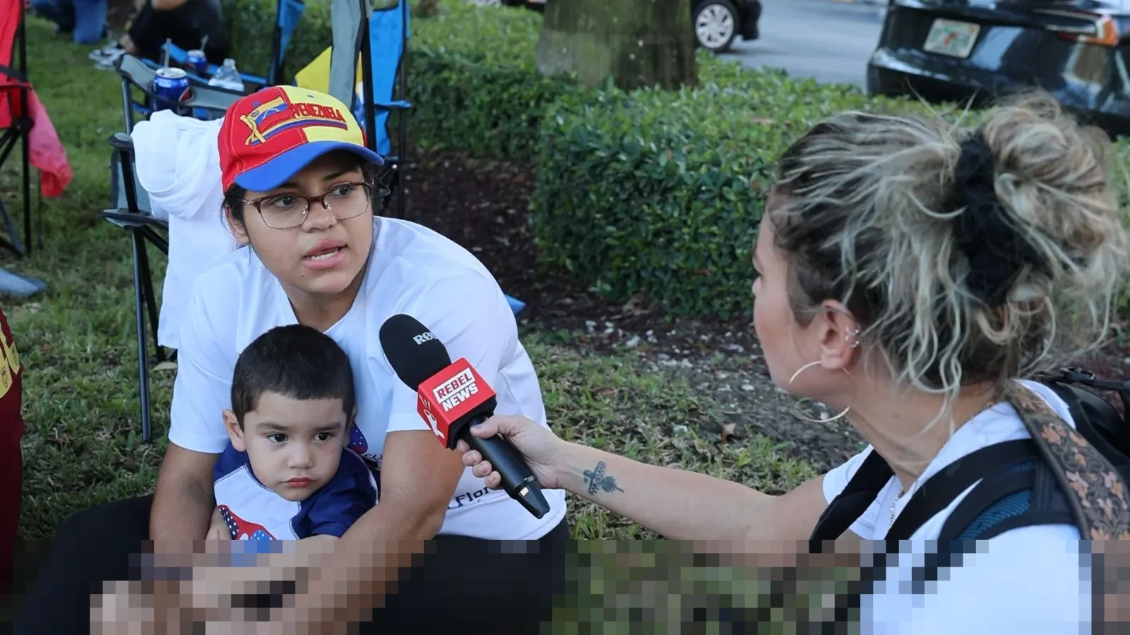 Wanita Venezuela Bela Aksi Trump: Ambil Minyak Kami, Asal Kami Merdeka! Wanita Venezuela Bela Aksi Trump: Ambil Minyak Kami, Asal Kami Merdeka!