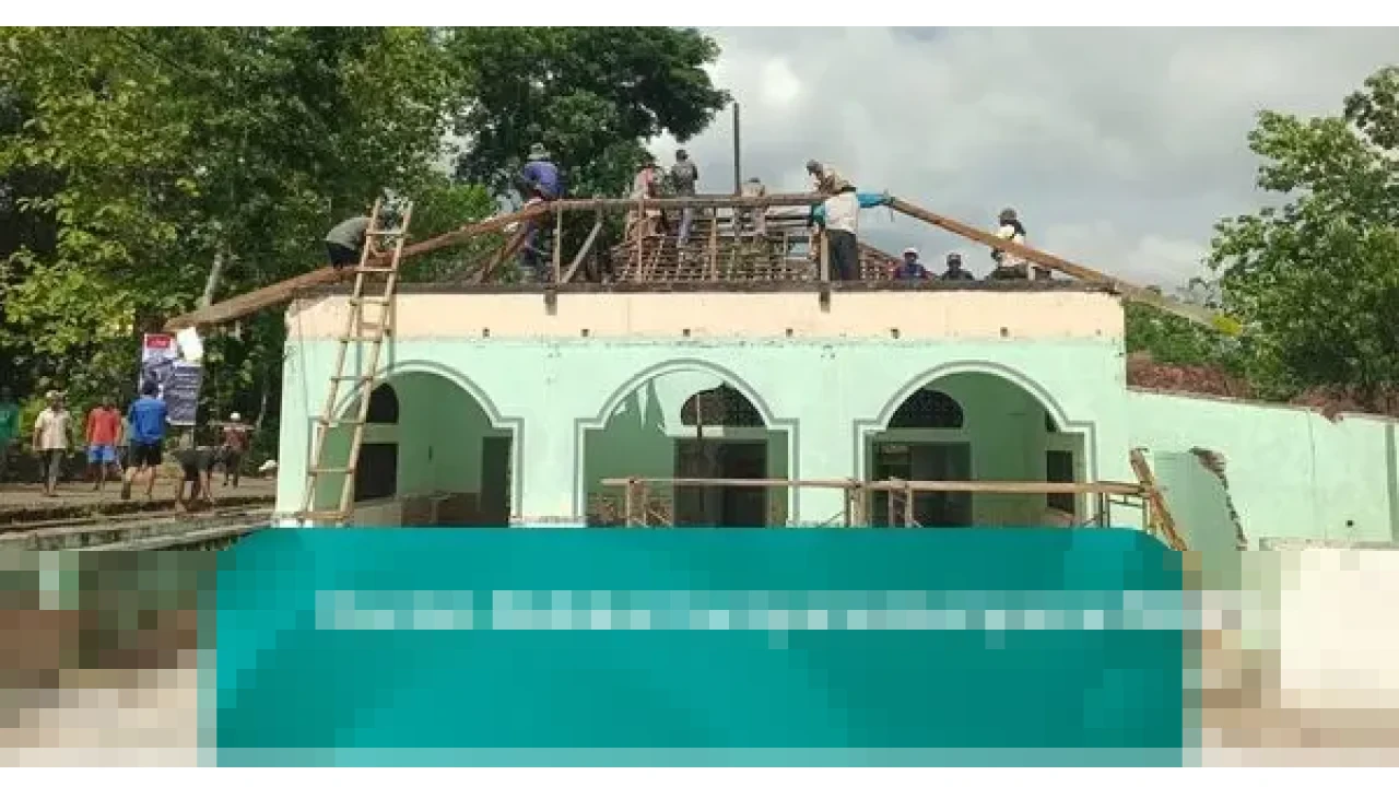 Warga Gunungkidul Duga Ditipu Donatur Fiktif, Pembangunan Masjid Rp 1,8 Miliar Terkatung-katung Warga Gunungkidul Duga Ditipu Donatur Fiktif, Pembangunan Masjid Rp 1,8 Miliar Terkatung-katung