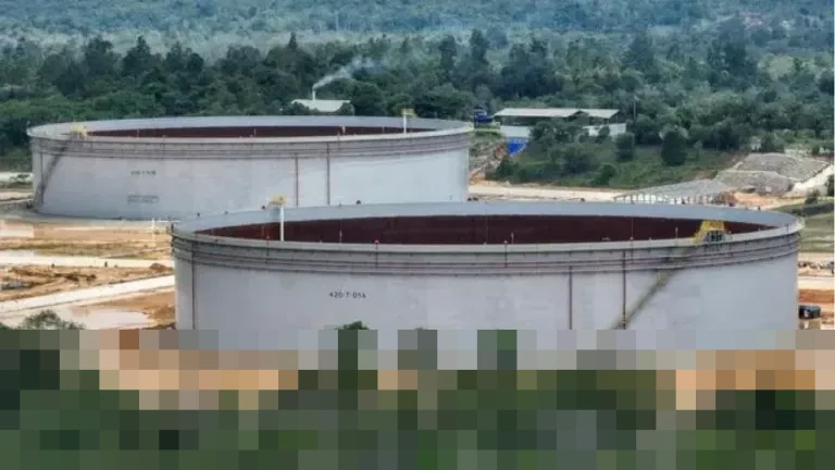 Yuliot Tanjung: Indonesia Berpotensi Surplus Solar dan Avtur, Setop Impor Penuh Mulai 2026 Yuliot Tanjung: Indonesia Berpotensi Surplus Solar dan Avtur, Setop Impor Penuh Mulai 2026