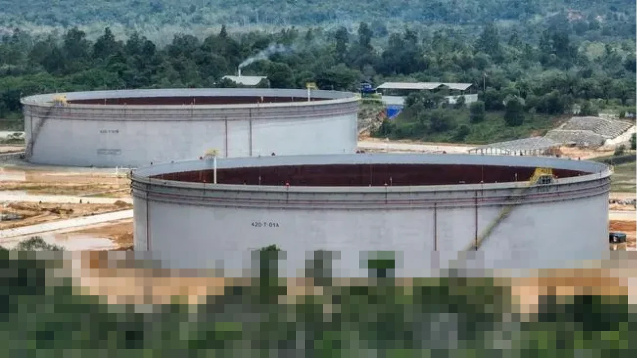 Yuliot Tanjung: Indonesia Berpotensi Surplus Solar dan Avtur, Setop Impor Penuh Mulai 2026