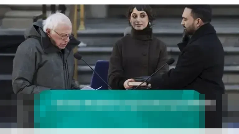 Zohran Mamdani Dilantik sebagai Wali Kota New York, Prioritaskan Hunian Murah dan Bus Gratis Zohran Mamdani Dilantik sebagai Wali Kota New York, Prioritaskan Hunian Murah dan Bus Gratis